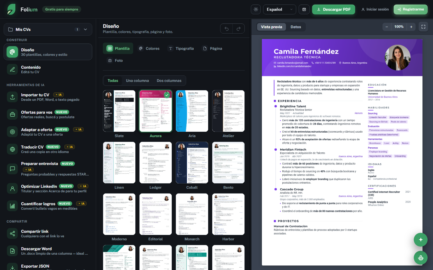 El editor de Folium: galería de plantillas a la izquierda, preview del CV en vivo a la derecha.