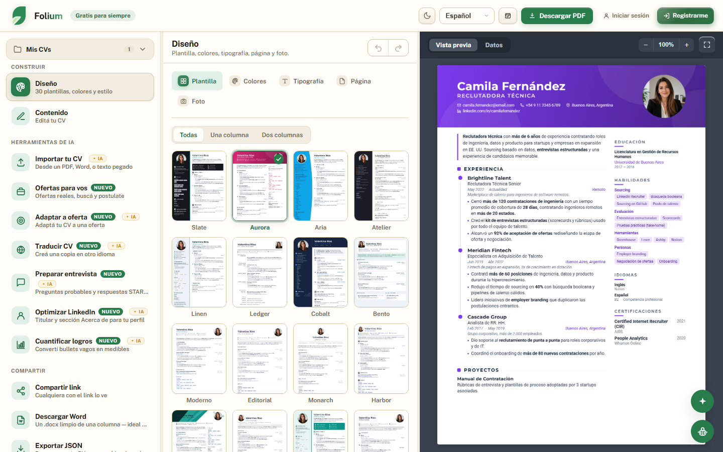 El editor de Folium: galería de plantillas a la izquierda, preview del CV en vivo a la derecha.